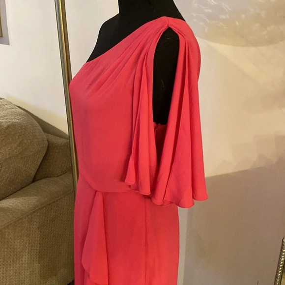 BCBGMAXAZRIA one shoulder dress size 4 NWOT - Picture 3 of 5